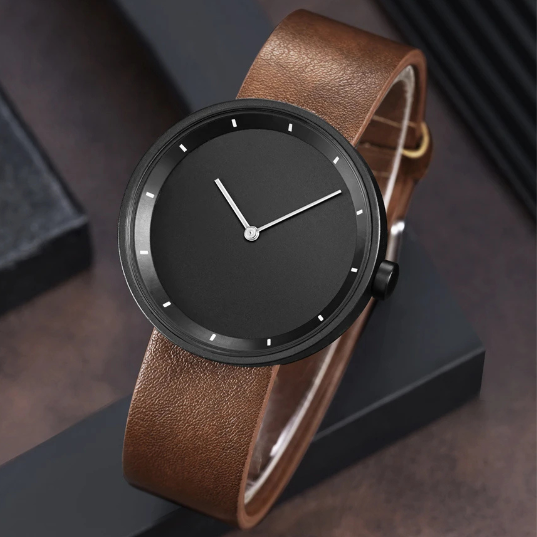Classic Minimalist Men’s Watch with Leather Strap
