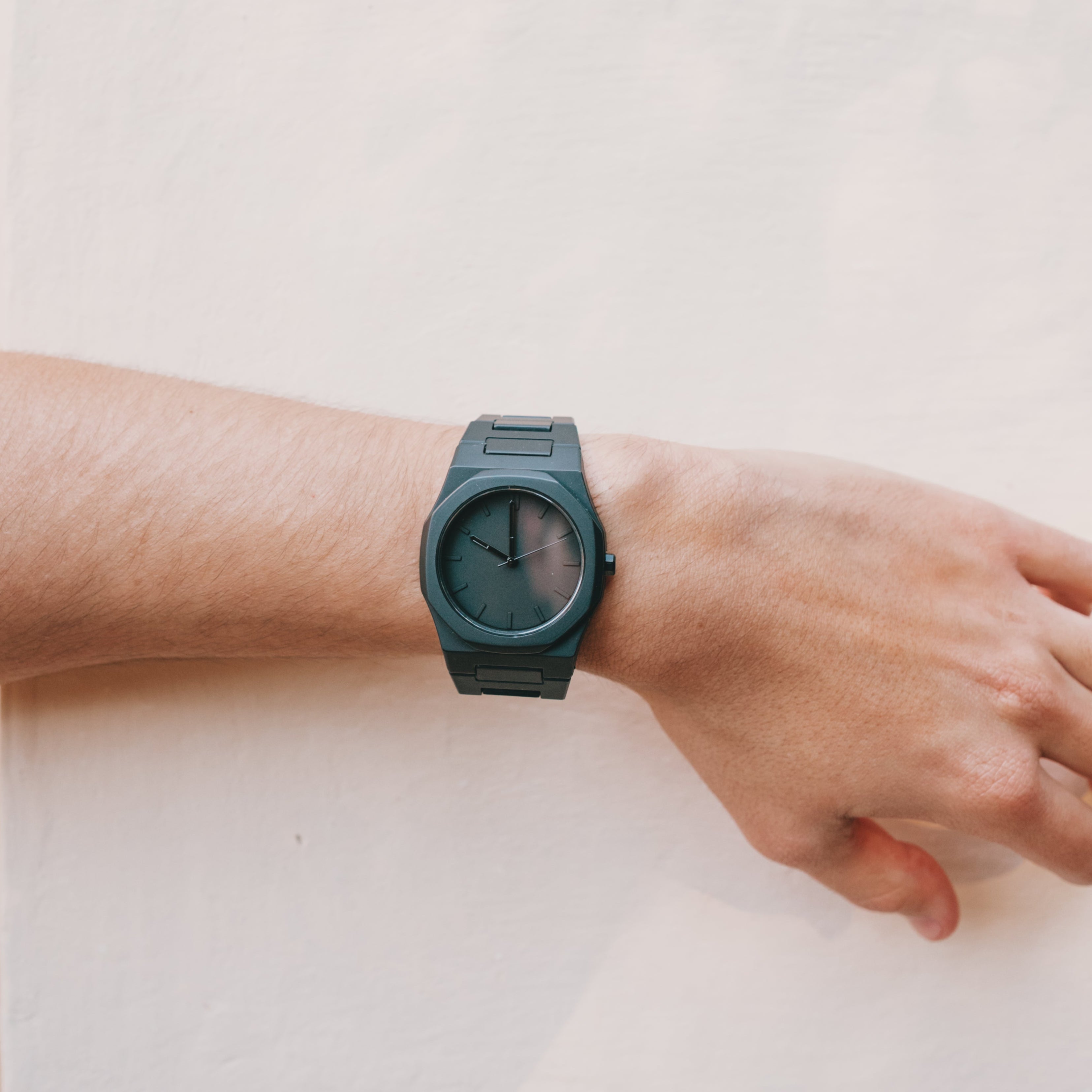 Phantom Black Minimalist Men’s Watch